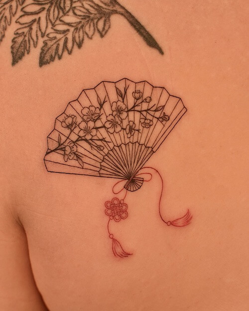 fine line tattoos women