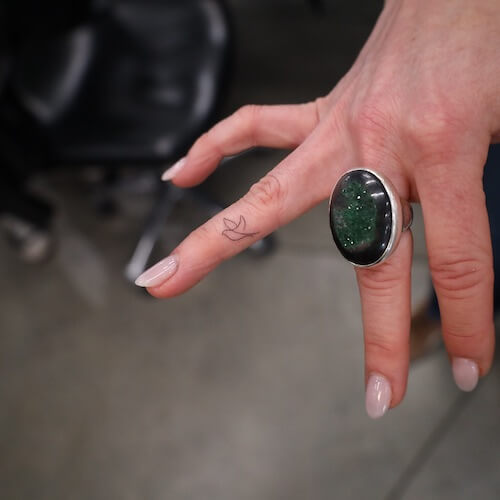 finger tattoos