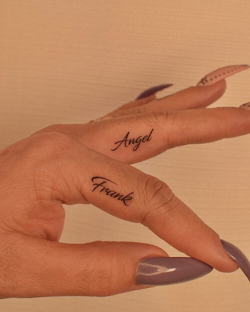 finger tattoos