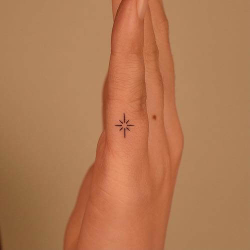 finger tattoos