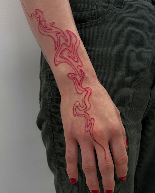 hand tattoos women