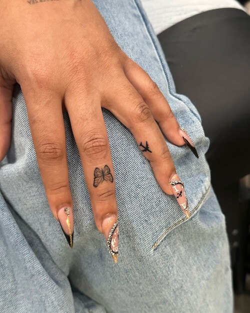 hand tattoos