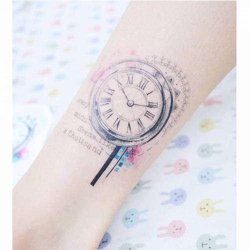 leg tattoos women