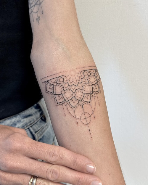mandala tattoo women