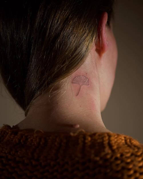 neck tattoo women
