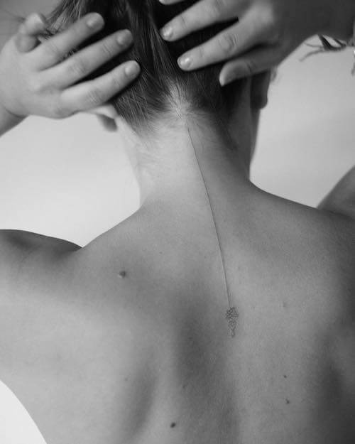 neck tattoo women