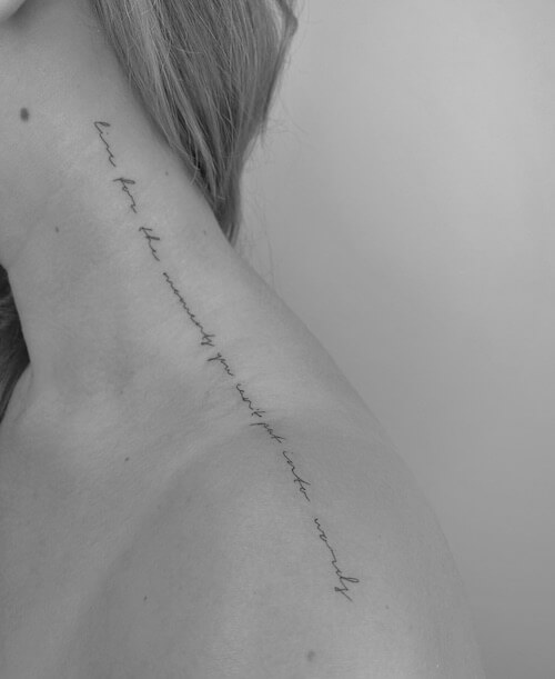 neck tattoo women