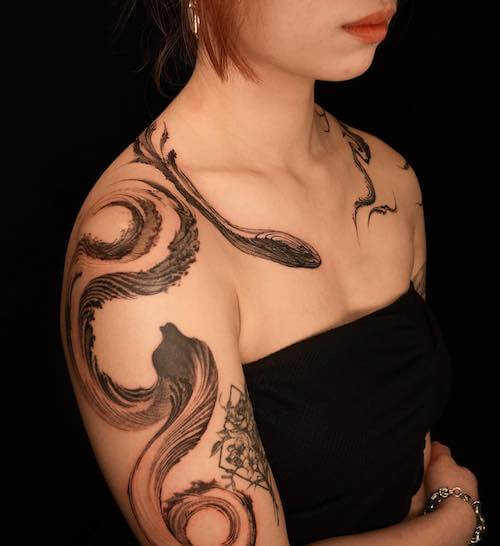 shoulder tattoos women