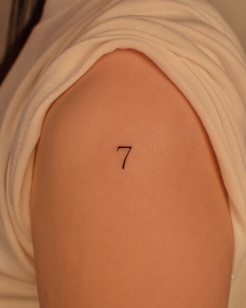 shoulder tattoos women