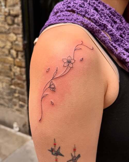 shoulder tattoos women