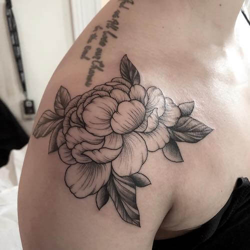 shoulder tattoos women