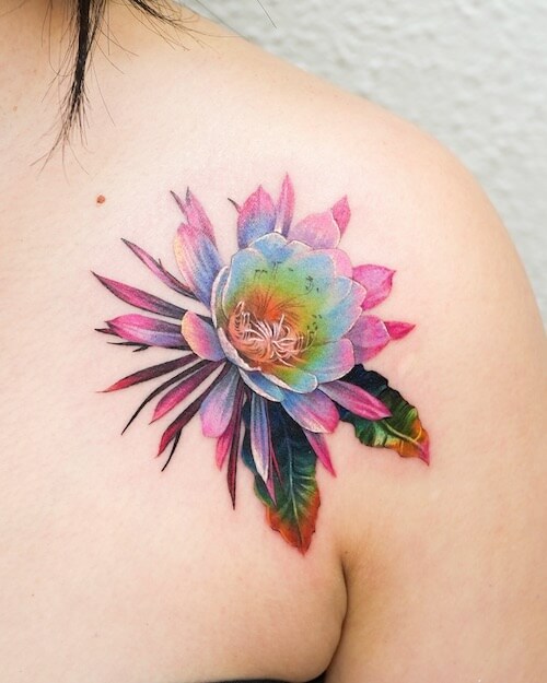 shoulder tattoos women