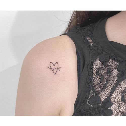 shoulder tattoos women