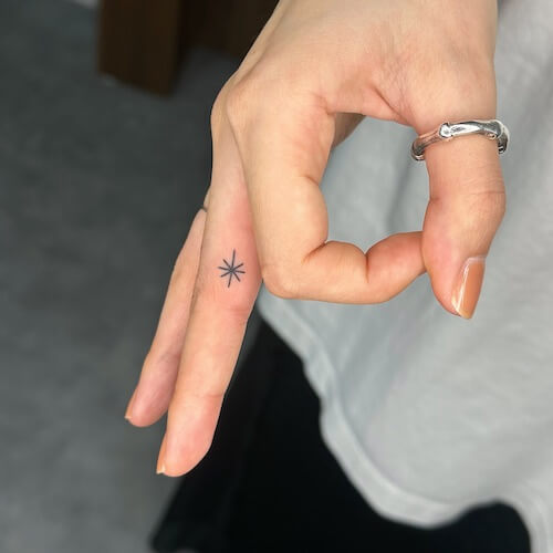 star tattoos women