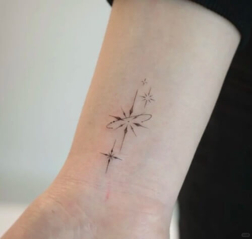 star tattoos women