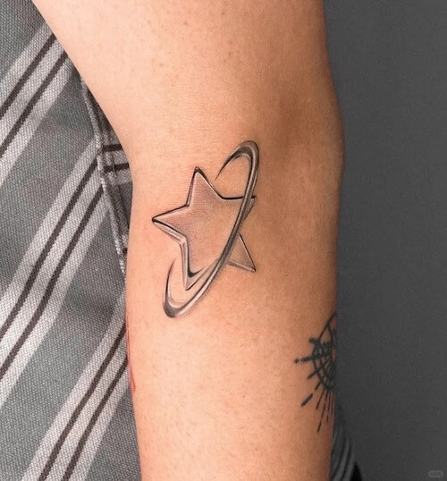 star tattoos women