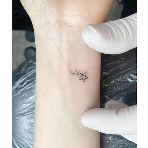 star tattoos women