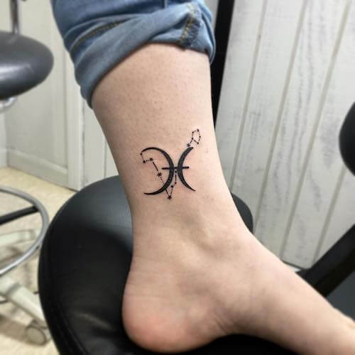 Pisces tattoos for women